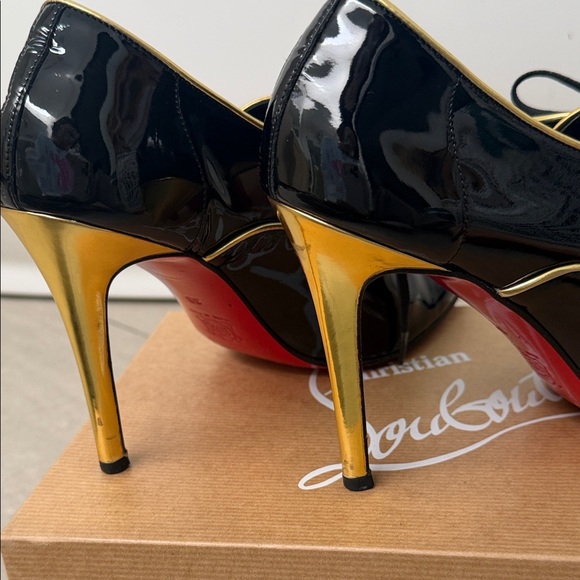 Christian Louboutin Black and Gold Patent Heels - Picture 8 of 12